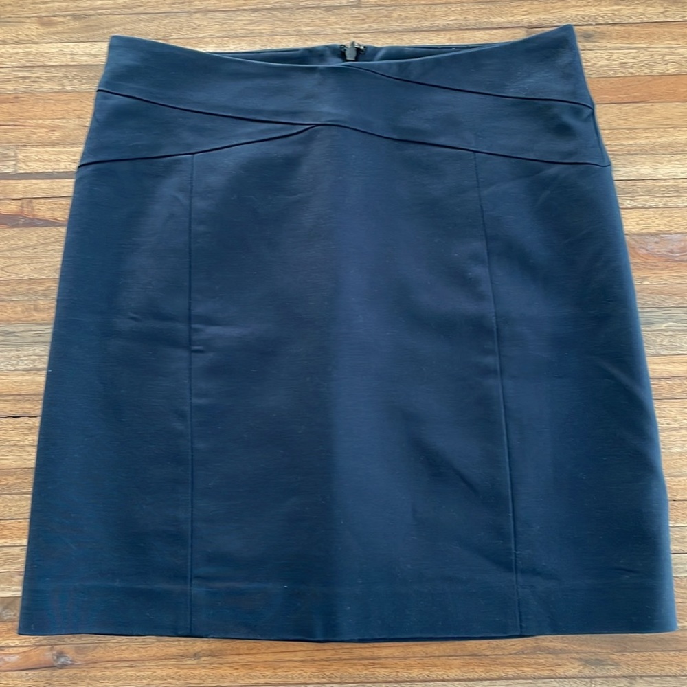 Banana Republic Black Stretch Pencil Skirt - EUC - Sz 6